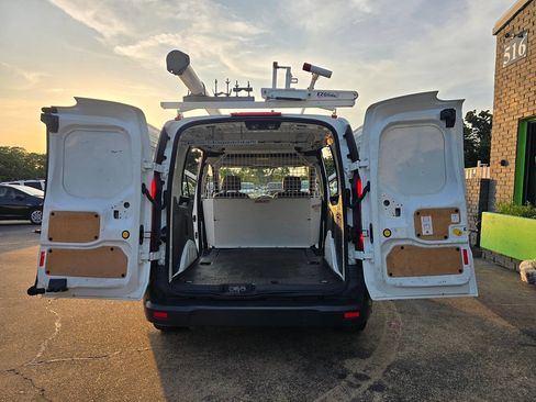 Used 2017 Ford Transit Connect XL image 37