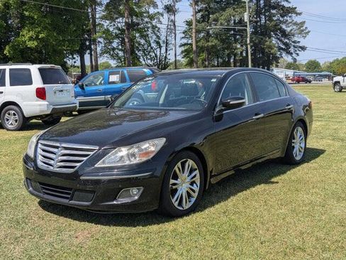 Used 2011 Hyundai Genesis 3.8 w/ Technology Pkg 4 image 7
