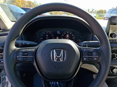 New 2025 Honda Accord LX image 14