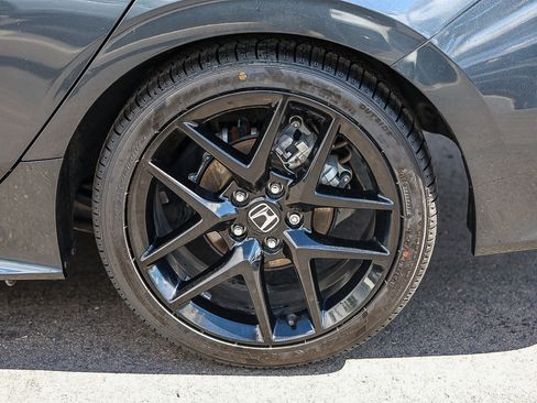 Certified 2025 Honda Civic Sport image 28