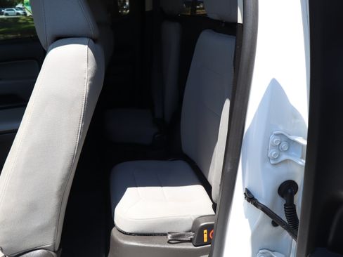 Used 2022 GMC Canyon Elevation Standard w/ Convenience Package AWD/4WD image 35