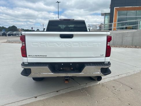 Used 2020 Chevrolet Silverado 2500 LT w/ Z71 Off-Road Package AWD/4WD image 4