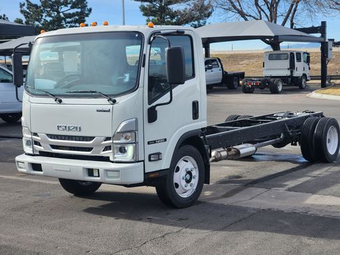 New 2025 Isuzu NQR image 4