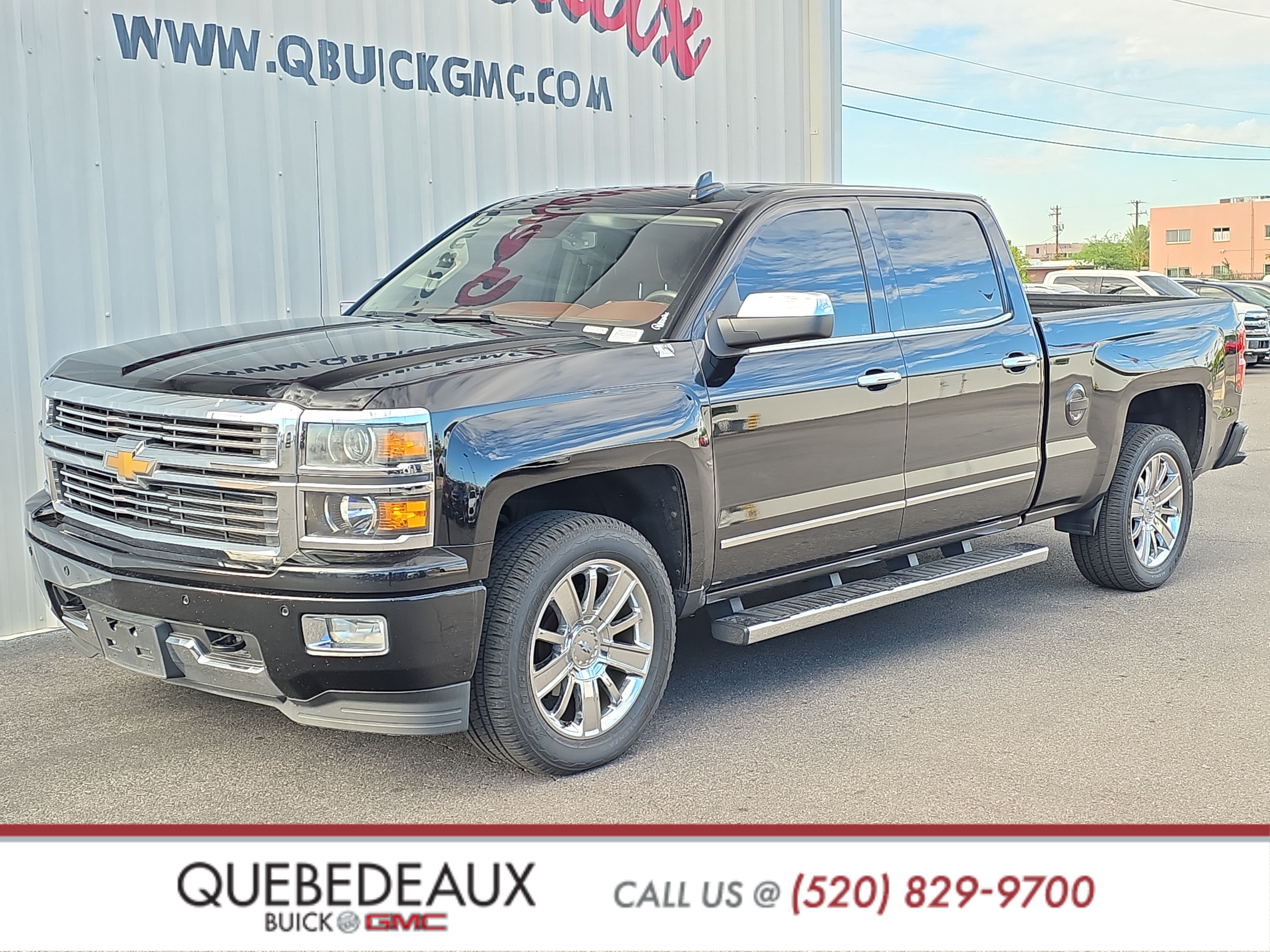 Used 2015 Chevrolet Silverado 1500 High Country w/ High Country Premium Package AWD/4WD image 3