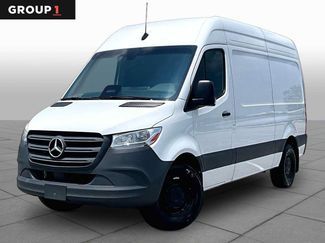 Used 2025 Mercedes-Benz Sprinter 2500 video 1