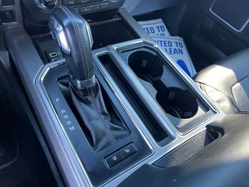 Used 2017 Ford F150 Platinum w/ Equipment Group 701A Luxury image 37