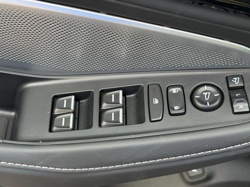 Used 2026 Acura MDX w/ Technology Package AWD/4WD image 20