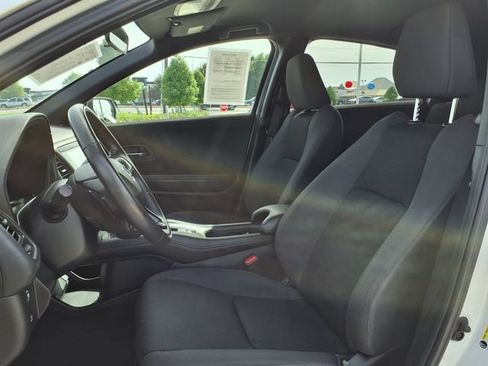 Used 2021 Honda HR-V Sport image 13