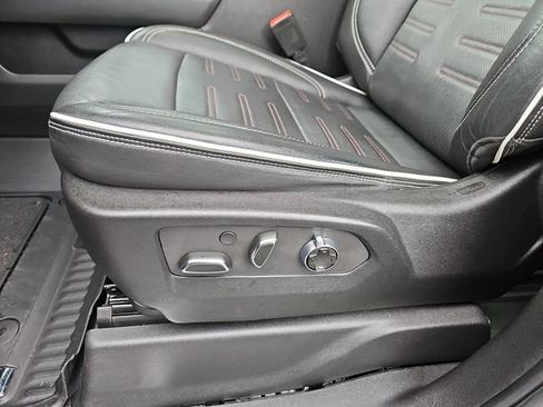 Used 2022 GMC Sierra 1500 AT4X AWD/4WD image 16