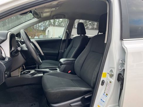 Used 2018 Toyota RAV4 LE w/ All Weather Liner Package image 10