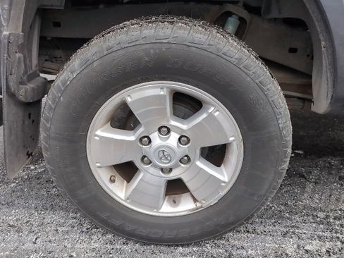 Used 2012 Toyota Tacoma 4x4 Double Cab image 9