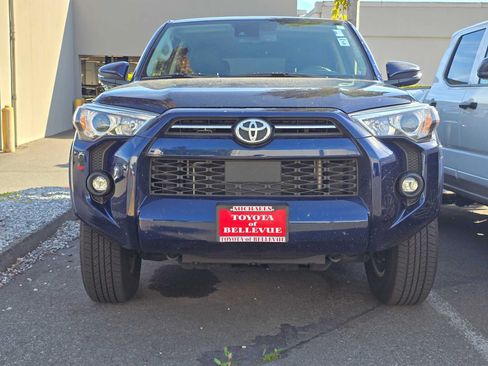Used 2024 Toyota 4Runner SR5 Premium w/ Moonroof Package AWD/4WD image 2