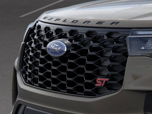 New 2026 Ford Explorer ST image 18