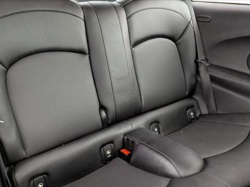 Used 2016 MINI Cooper 2-Door Hardtop FWD image 17