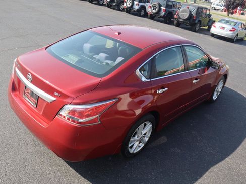 Used 2015 Nissan Altima 2.5 SV FWD image 21