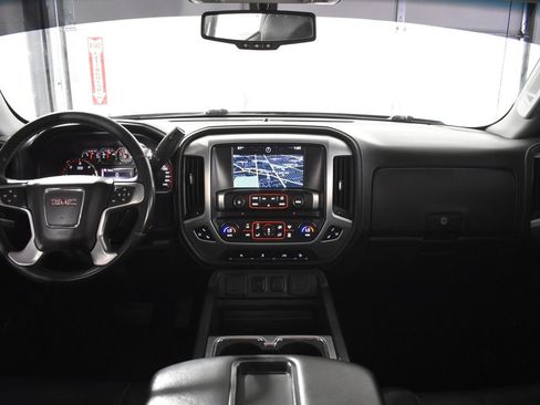 Used 2015 GMC Sierra 1500 SLT w/ SLT Crew Cab Value Package AWD/4WD image 10