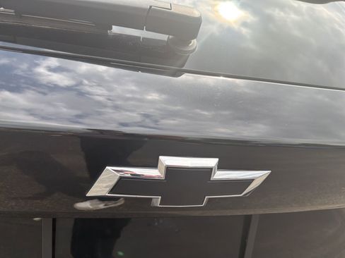 Used 2024 Chevrolet Trax RS w/ Driver Confidence Package image 32