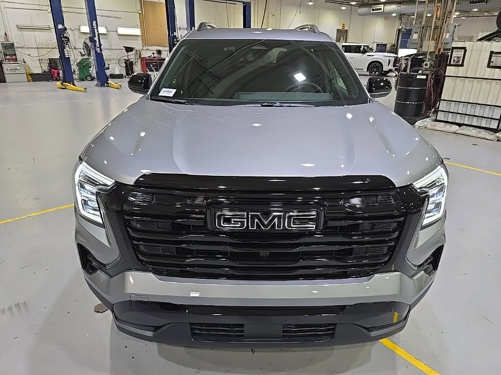 New 2027 GMC Terrain Elevation w/ Elevation Premium Package AWD/4WD image 2