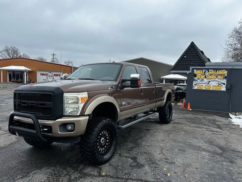 Used 2011 Ford F250 King Ranch w/ King Ranch w/Chrome Pkg image 1