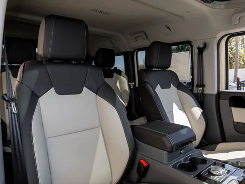 New 2025 INEOS Grenadier Fieldmaster Edition image 65