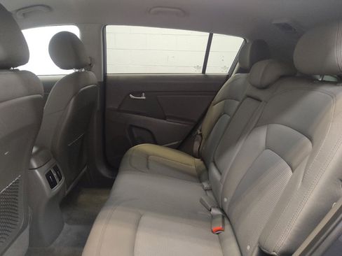 Used 2014 Kia Sportage LX image 18