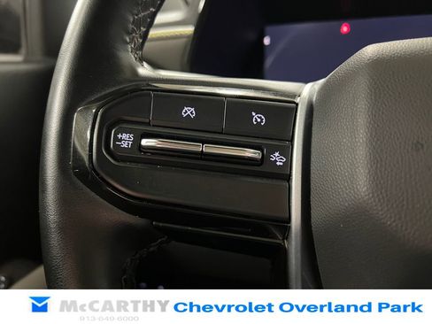Used 2024 Chevrolet Colorado ZR2 w/ Technology Package AWD/4WD image 15