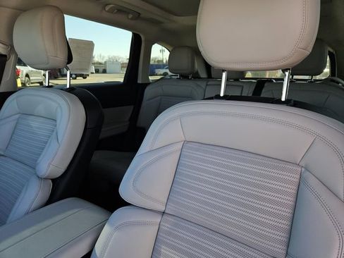 New 2026 Lincoln Nautilus Reserve image 13