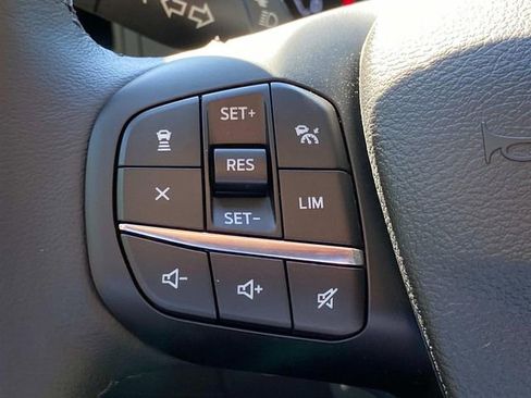 Used 2025 Ford Transit 350 XLT RWD image 19