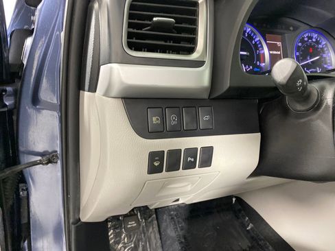 Certified 2019 Toyota Highlander Limited image 13