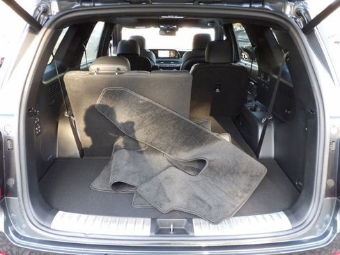 Used 2022 Hyundai Palisade Calligraphy w/ Winter Package image 31