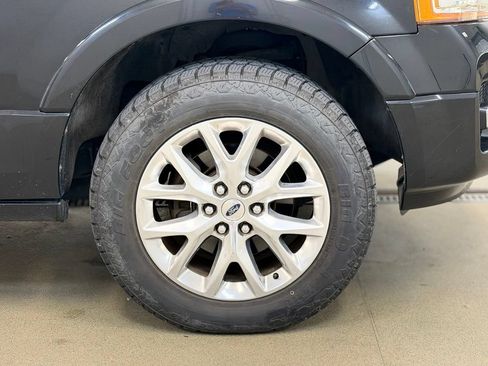 Used 2015 Ford Expedition EL Limited w/ Equipment Group 301A AWD/4WD image 4