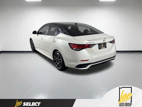 Used 2025 Nissan Sentra SR FWD image 4