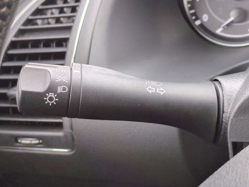 Used 2021 Nissan Armada SV image 27