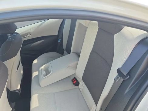 Used 2020 Toyota Corolla LE FWD image 38