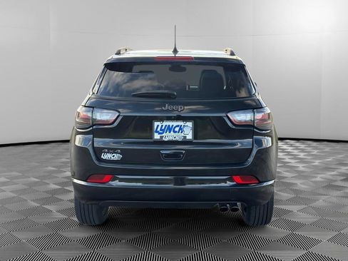 Used 2022 Jeep Compass High Altitude AWD/4WD image 3