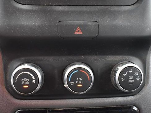 Used 2021 RAM 1500 Rebel image 18