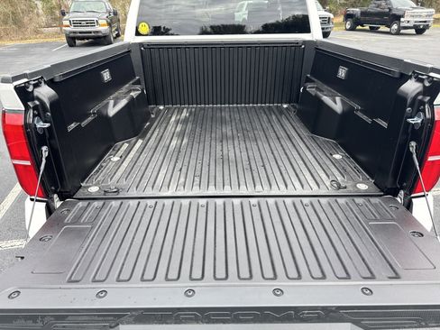New 2026 Toyota Tacoma SR5 image 27