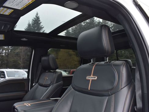 Used 2024 Ford F350 Platinum w/ FX4 Off-Road Package image 20