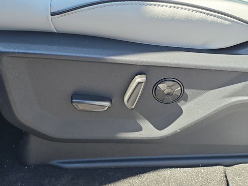 New 2026 Ford Expedition Max Platinum w/ Platinum Ultimate Package image 16