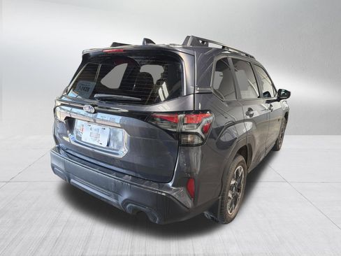 Used 2025 Subaru Forester AWD/4WD image 7