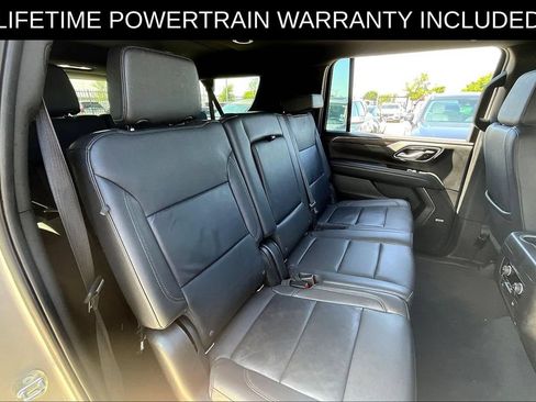 Used 2023 Chevrolet Suburban LT AWD/4WD image 36