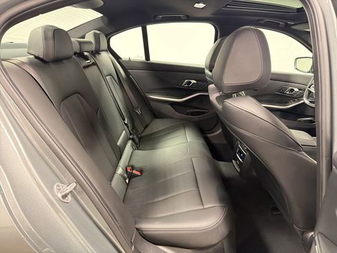 Certified 2025 BMW 330i Sedan RWD image 30