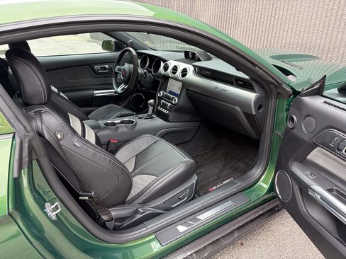 Used 2022 Ford Mustang GT Premium w/ Black Accent Package RWD image 26