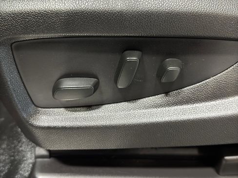 Used 2017 GMC Yukon XL Denali w/ Open Road Package image 19