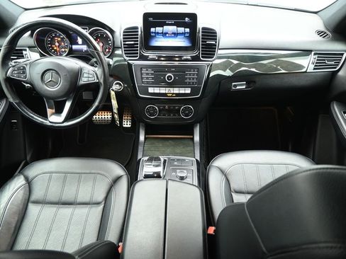 Used 2019 Mercedes-Benz GLE 400 4MATIC image 21