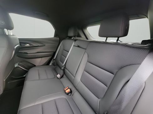 Used 2023 Chevrolet TrailBlazer RS FWD image 27