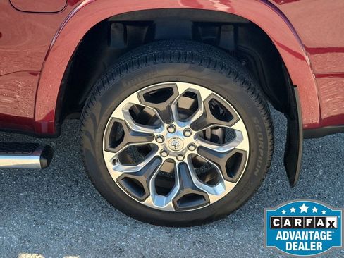 Used 2024 RAM 1500 Limited image 19
