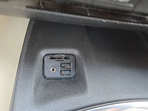 Used 2020 Buick Enclave Essence FWD image 32