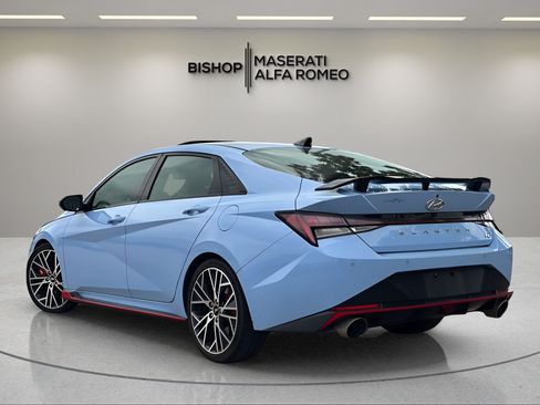 Used 2022 Hyundai Elantra N FWD image 3