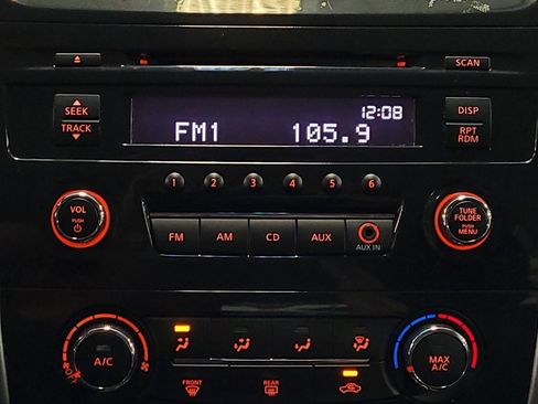 Used 2014 Nissan Altima 2.5 S FWD image 25